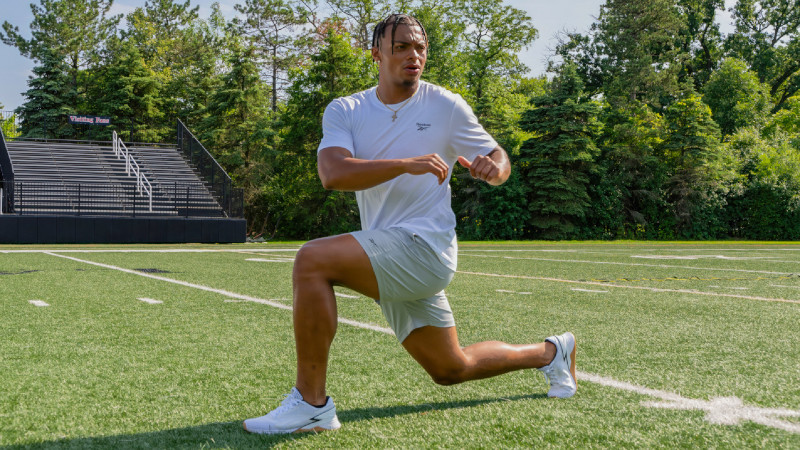 Reebok anuncia partnership con el jugador de futbol americano, Justin Fields