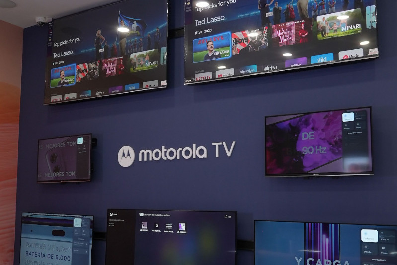 Motorola presenta sus nuevas pantallas y abre nueva Moto Store en Tezontle