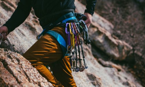 Escaladores de Nuevo León se unen para rescatar campamento en El Salto tras la tormenta Alberto