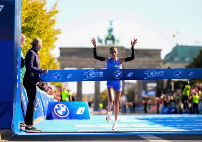 Tigist Ketema gana el Maratón de Berlín 2024